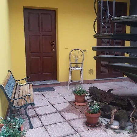 דירה Raffaellos House